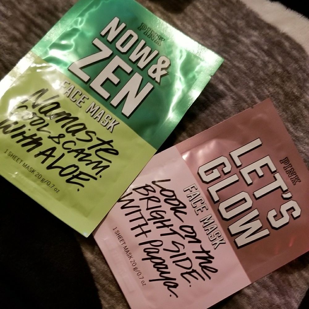 🚫Gifted🚫pink face masks